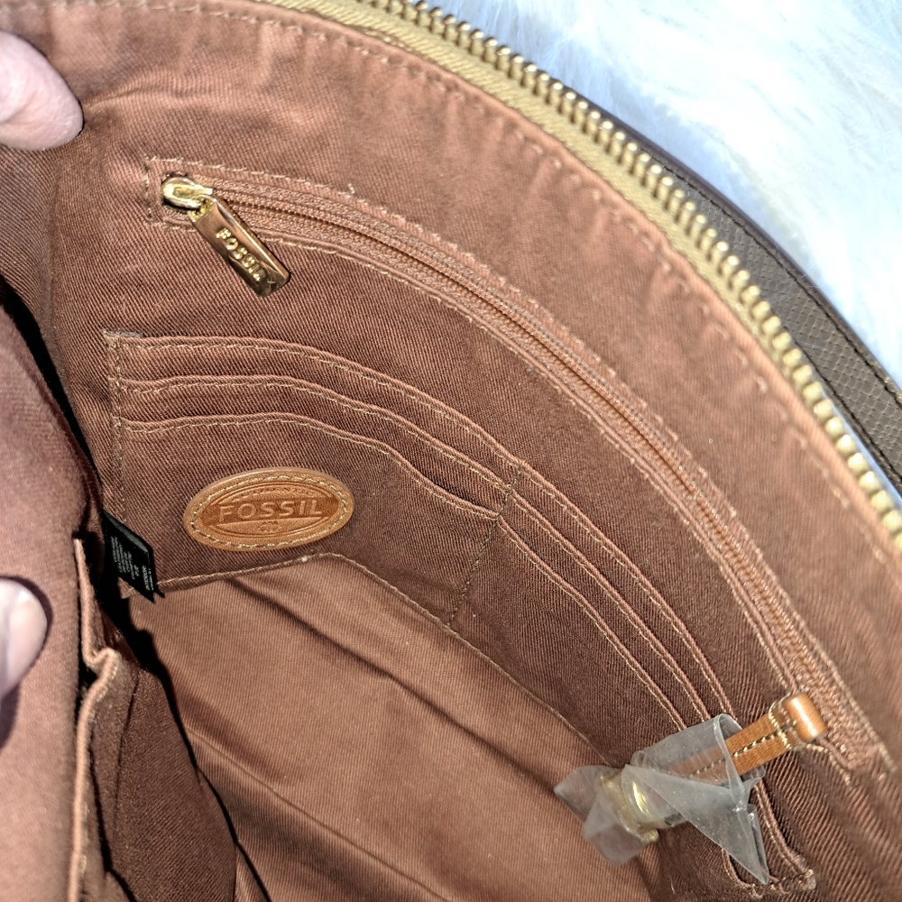 SALE. Sm new Fossil party bag - Picture 13 of 16